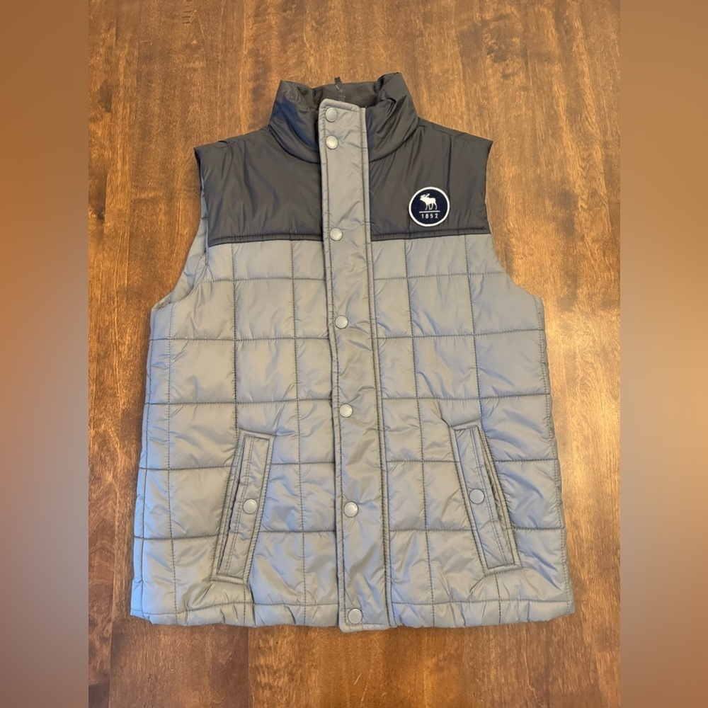 EUC! Abercrombie Kids Puffer Vest, sz 15/16